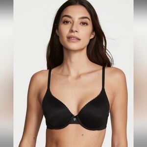 Victoria's Secret Black Scalloped Bra